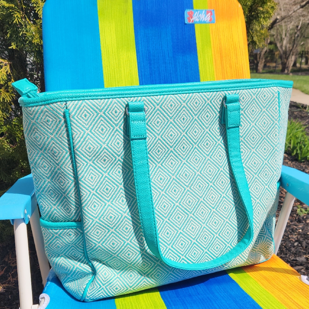 Thirty-One Teal Diamond Jacquard Tote